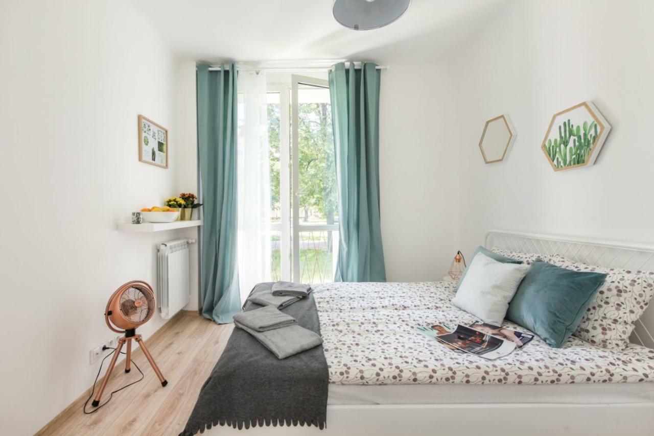 Superapart Gagarina Ministudio Warsaw Ngoại thất bức ảnh