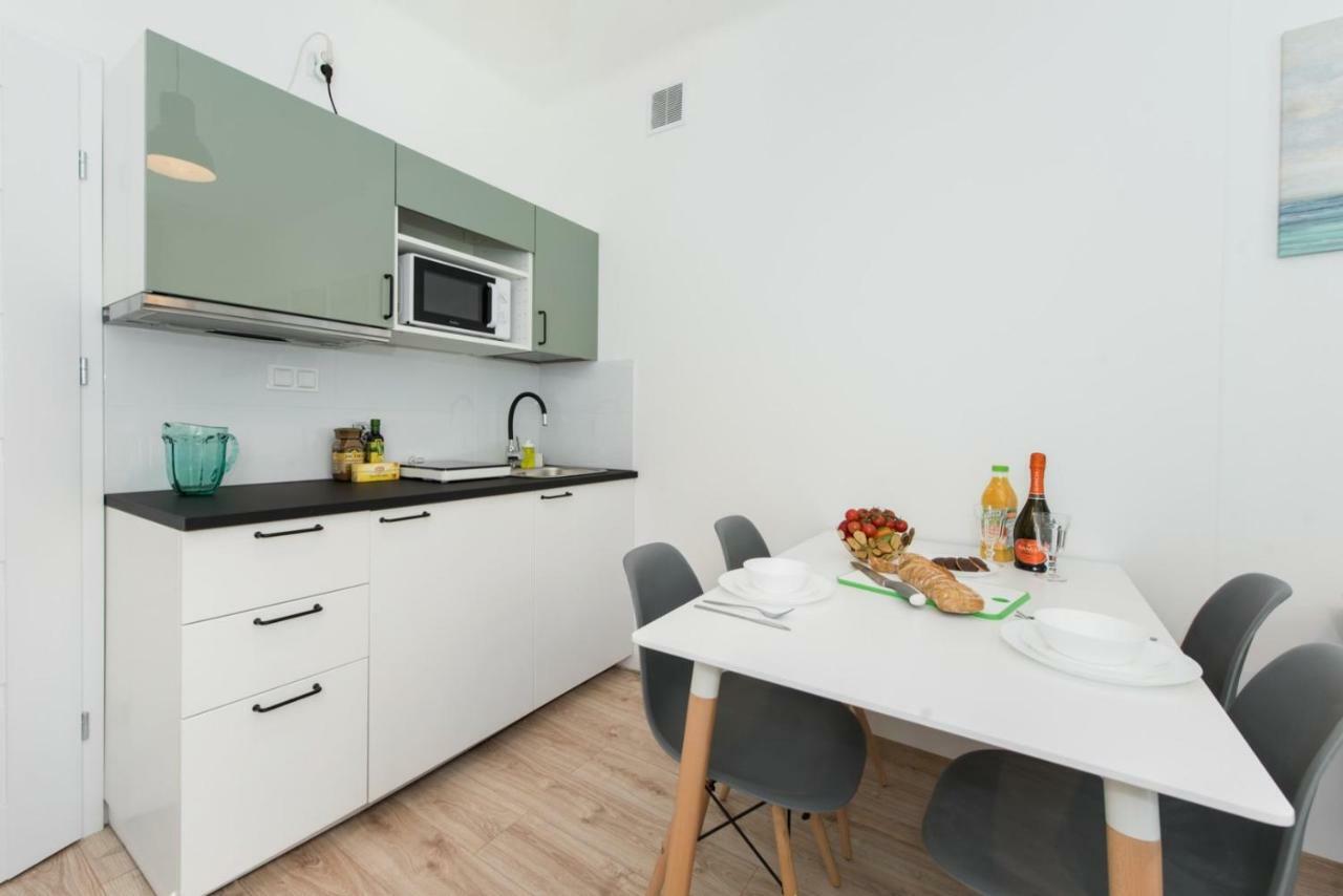 Superapart Gagarina Ministudio Warsaw Ngoại thất bức ảnh